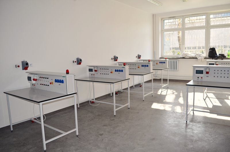 Laboratoriniai baldai STEAM
