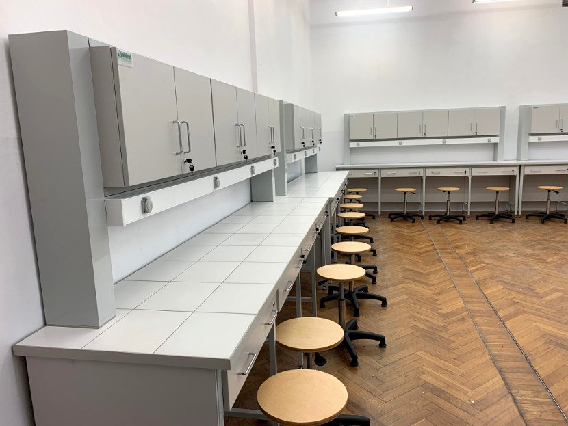 Laboratoriniai baldai STEAM