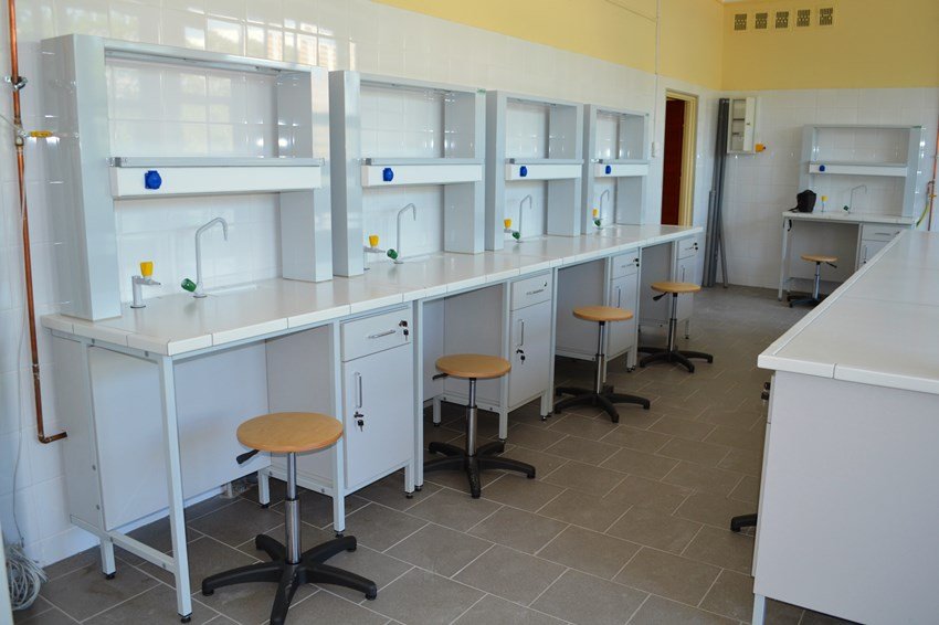 Laboratoriniai baldai STEAM
