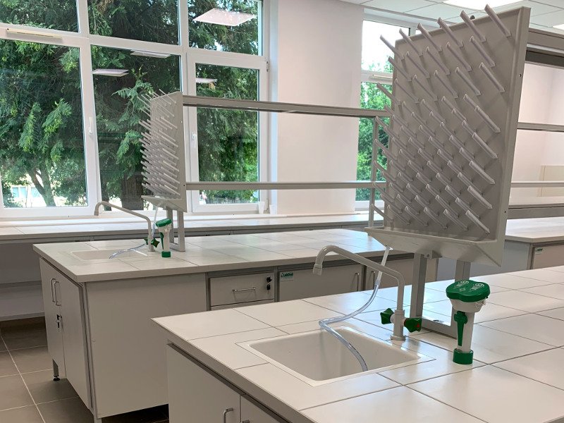 Laboratoriniai baldai STEAM