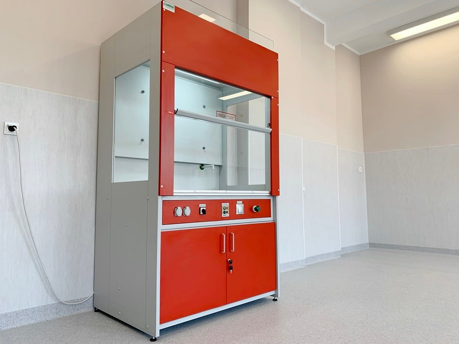 Laboratoriniai baldai STEAM