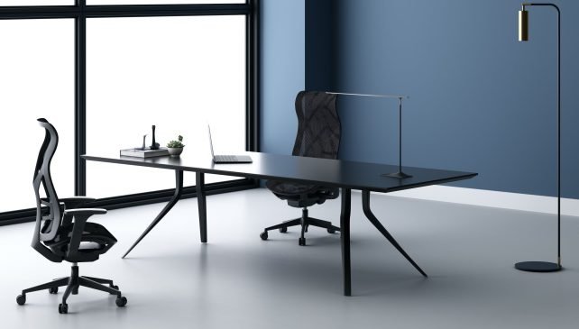 Ergonomiškų biuro kėdžių konstrukcija gali pagerinti darbo ergonomiką