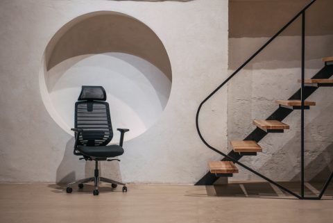 ergonomines-biuro-kedes-smaragd-interjere